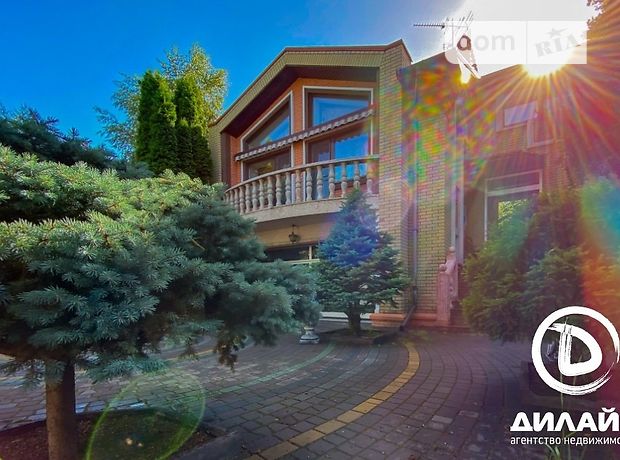 двухэтажный дом с садом, 250 кв. м, кирпич. Продажа в Запорожье район Днепровский (Ленинский) фото 1 двухэтажный дом с садом, 250 кв. м, кирпич. Продажа в Запорожье район Днепровский (Ленинский) фото 1
