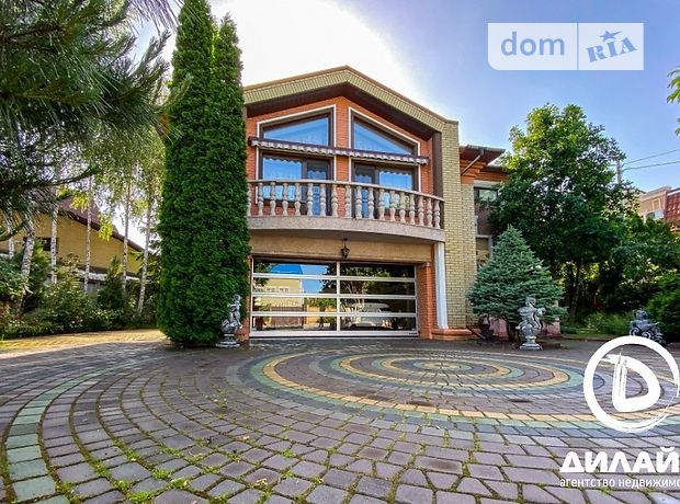 двухэтажный дом с садом, 250 кв. м, кирпич. Продажа в Запорожье район Днепровский (Ленинский) фото 1 двухэтажный дом с садом, 250 кв. м, кирпич. Продажа в Запорожье район Днепровский (Ленинский) фото 1
