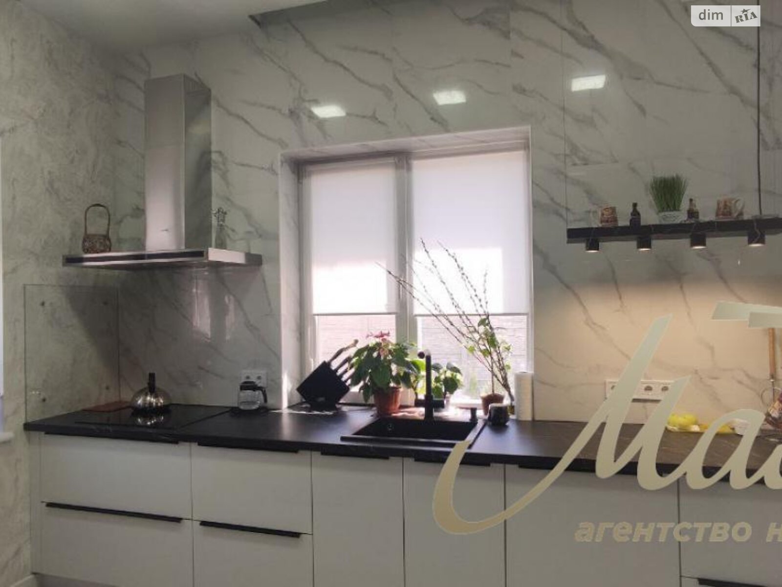 двоповерховий будинок з гаражем, 240 кв. м, газобетон. Продаж у Сонячне фото 1 двоповерховий будинок з гаражем, 240 кв. м, газобетон. Продаж у Сонячне фото 1