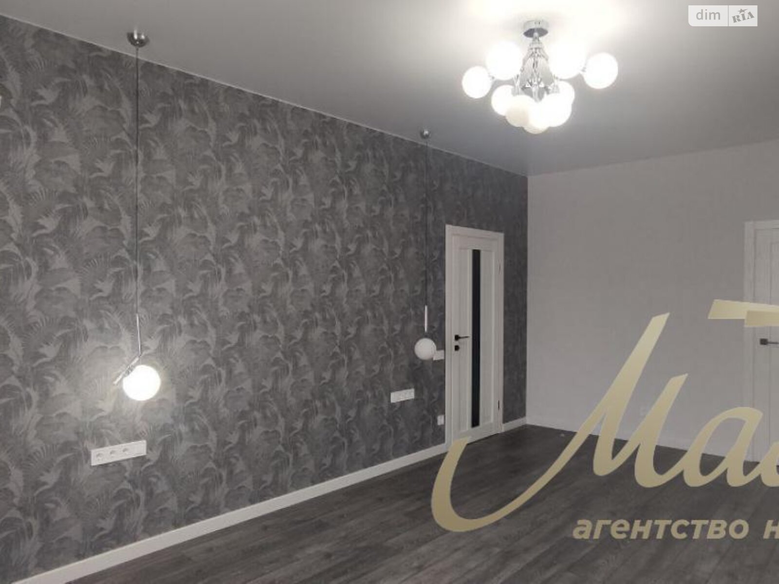 двоповерховий будинок з гаражем, 240 кв. м, газобетон. Продаж у Сонячне фото 1 двоповерховий будинок з гаражем, 240 кв. м, газобетон. Продаж у Сонячне фото 1