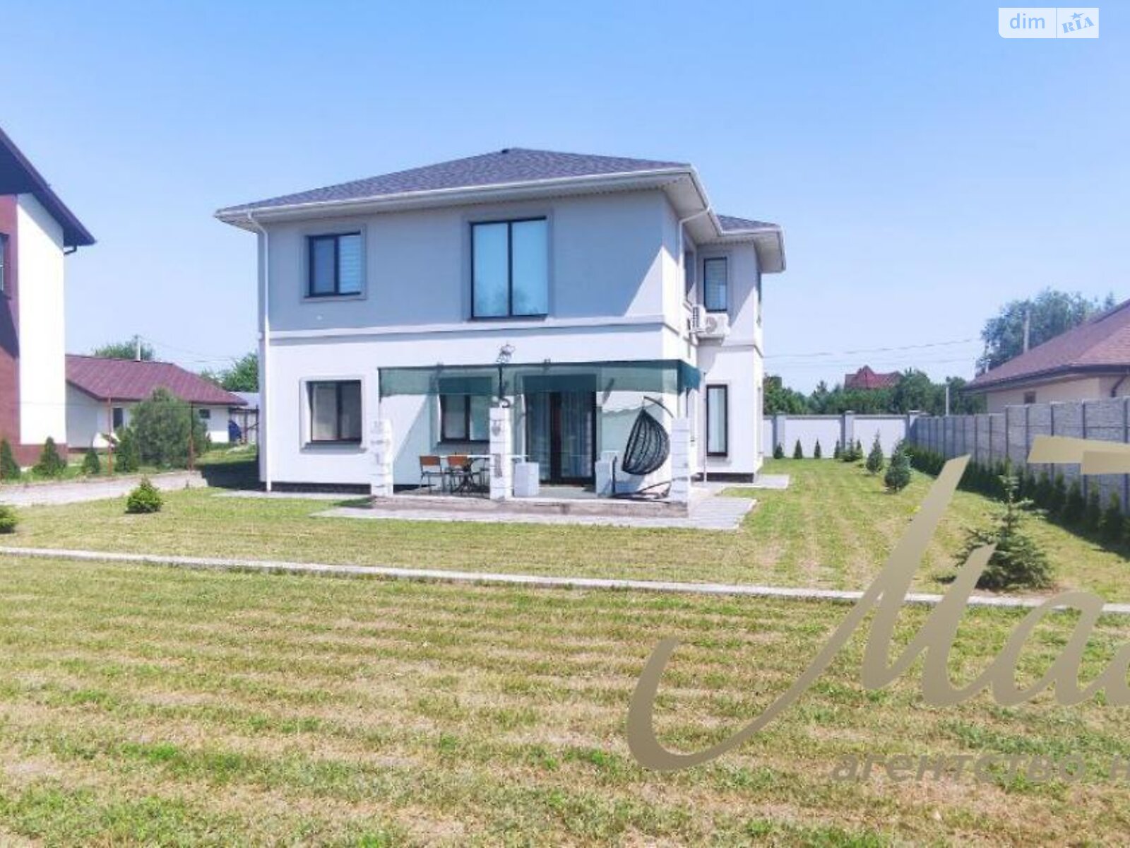 двоповерховий будинок з гаражем, 240 кв. м, газобетон. Продаж у Сонячне фото 1 двоповерховий будинок з гаражем, 240 кв. м, газобетон. Продаж у Сонячне фото 1