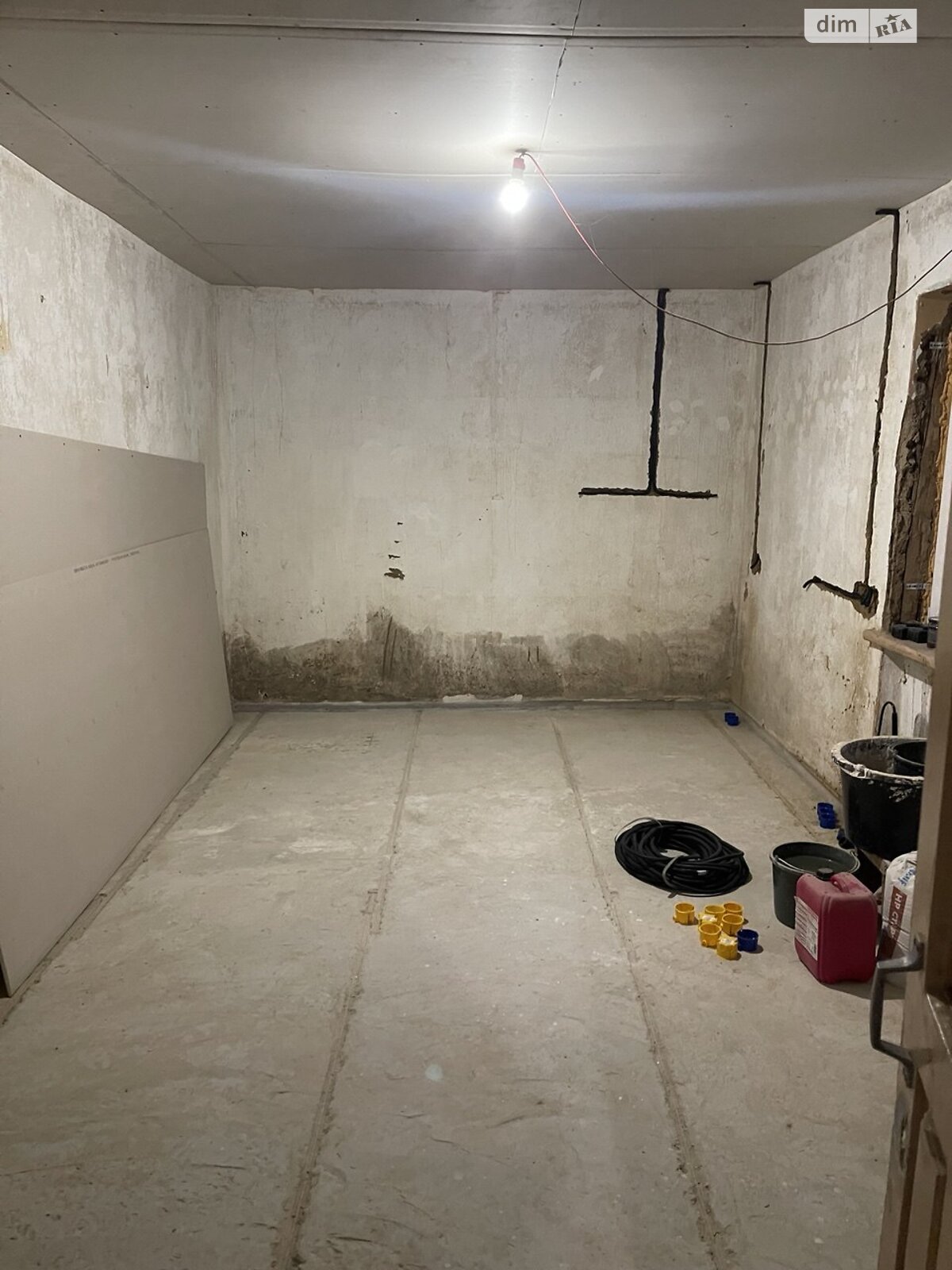 одноэтажный дом, 40 кв. м, кирпич саманный. Продажа в Запорожье фото 1