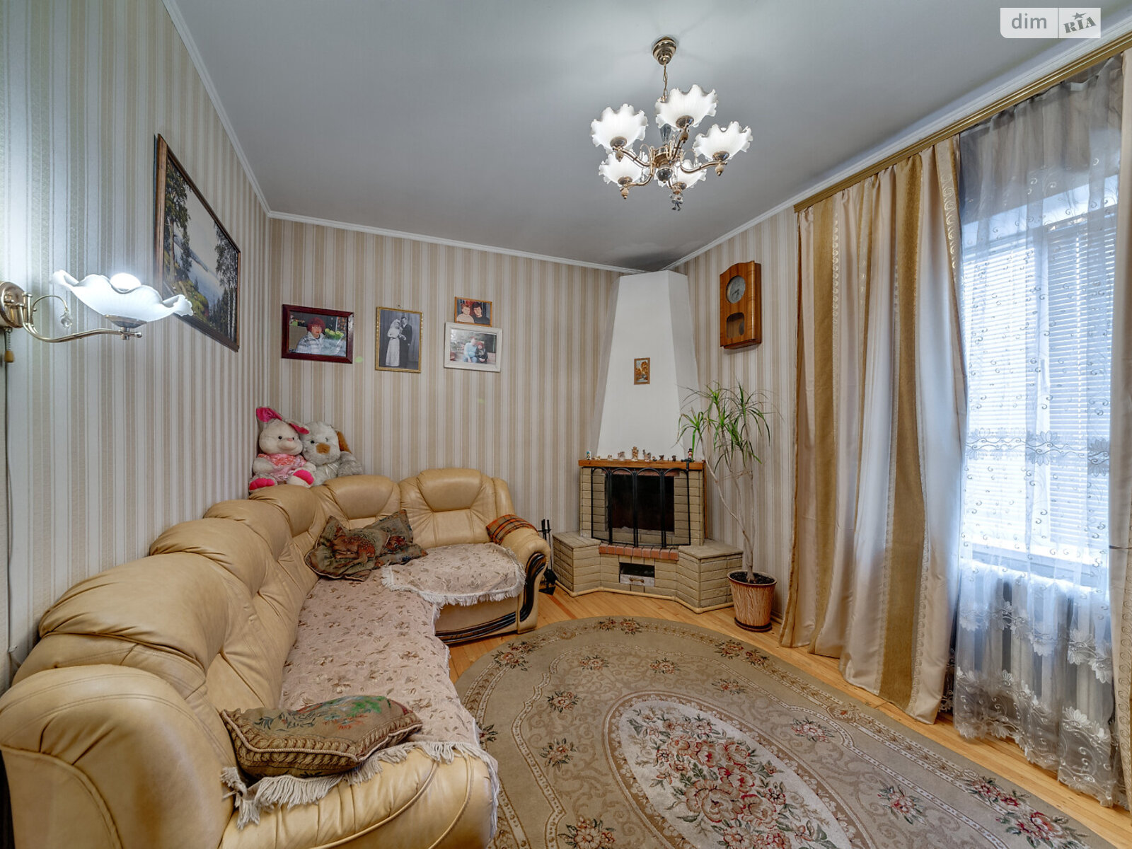 двоповерховий будинок з мансардою, 124.5 кв. м, цегла. Продаж в Запоріжжі, район Комунарський фото 1 двоповерховий будинок з мансардою, 124.5 кв. м, цегла. Продаж в Запоріжжі, район Комунарський фото 1