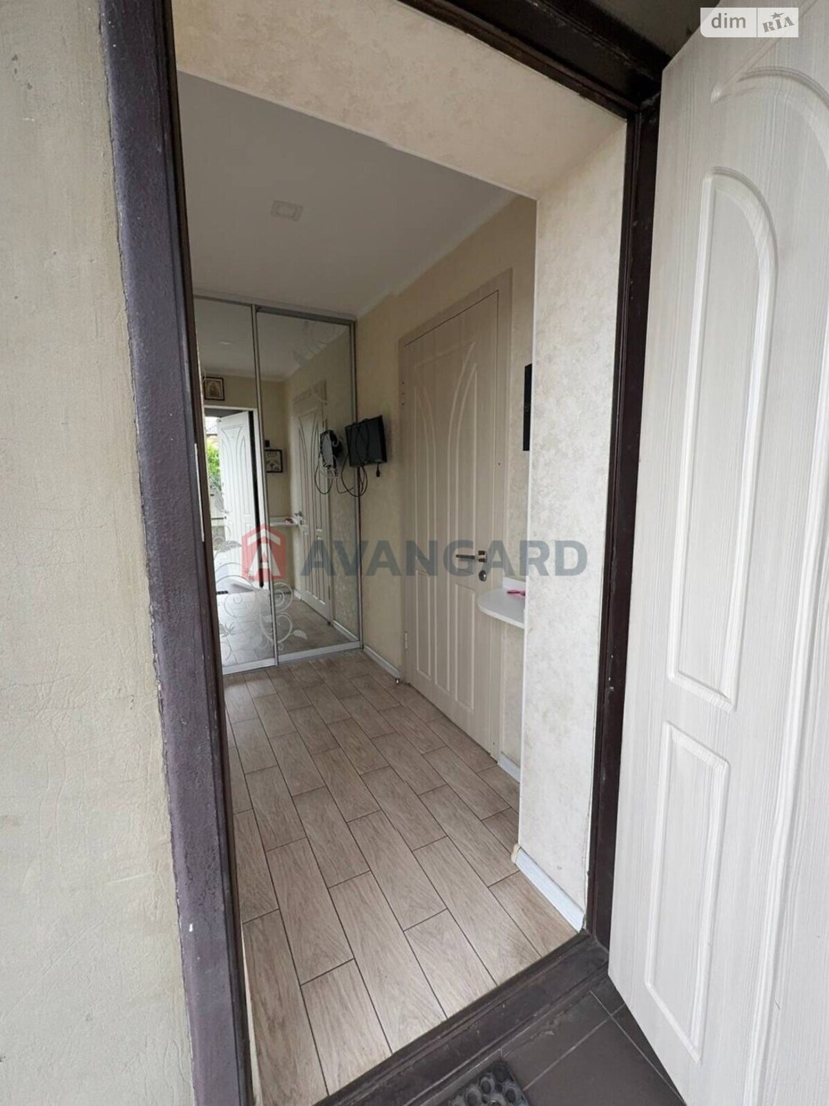 двоповерховий будинок, 135 кв. м, кирпич. Продаж в Запоріжжі, район Комунарський фото 1