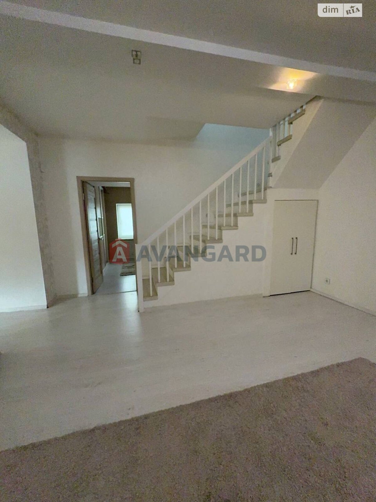 двоповерховий будинок, 135 кв. м, кирпич. Продаж в Запоріжжі, район Комунарський фото 1