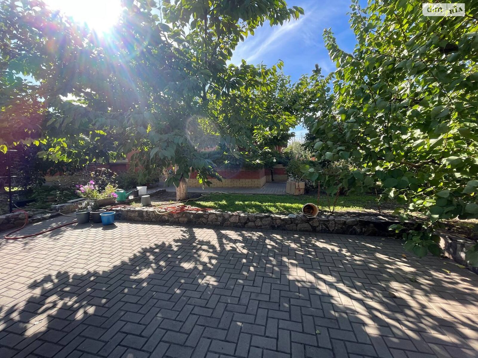 одноповерховий будинок з гаражем, 236.1 кв. м, цегла. Продаж в Запоріжжі, район Комунарський фото 1 одноповерховий будинок з гаражем, 236.1 кв. м, цегла. Продаж в Запоріжжі, район Комунарський фото 1