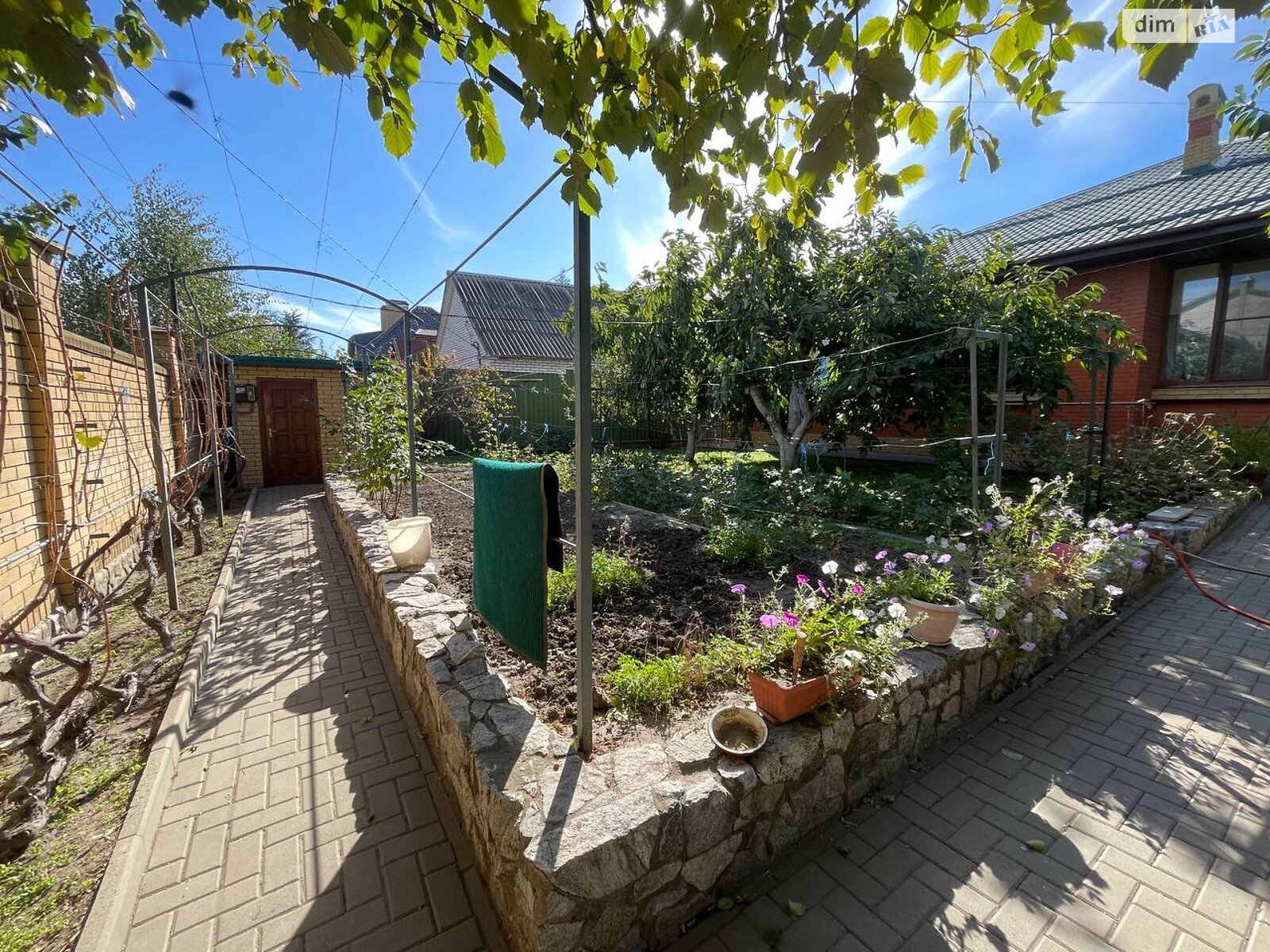 одноповерховий будинок з гаражем, 236.1 кв. м, цегла. Продаж в Запоріжжі, район Комунарський фото 1 одноповерховий будинок з гаражем, 236.1 кв. м, цегла. Продаж в Запоріжжі, район Комунарський фото 1