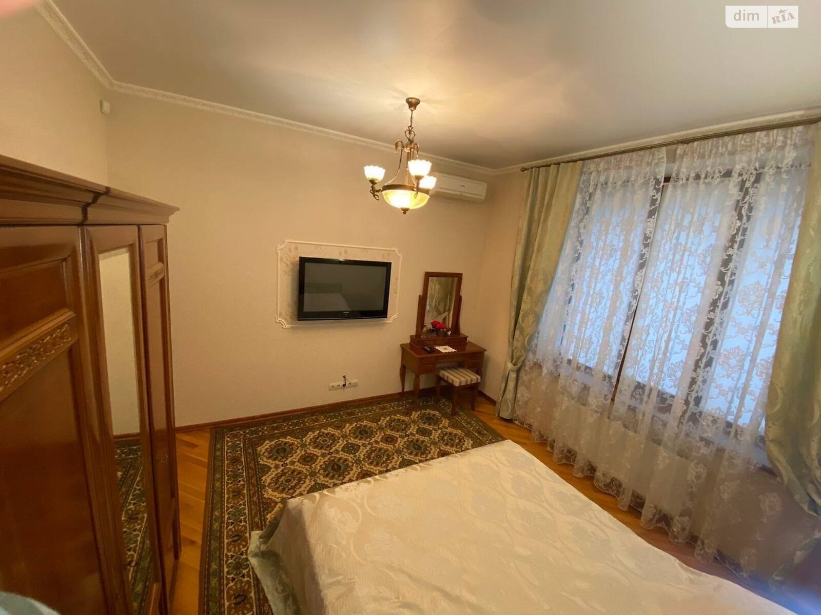 одноповерховий будинок з гаражем, 236.1 кв. м, цегла. Продаж в Запоріжжі, район Комунарський фото 1 одноповерховий будинок з гаражем, 236.1 кв. м, цегла. Продаж в Запоріжжі, район Комунарський фото 1