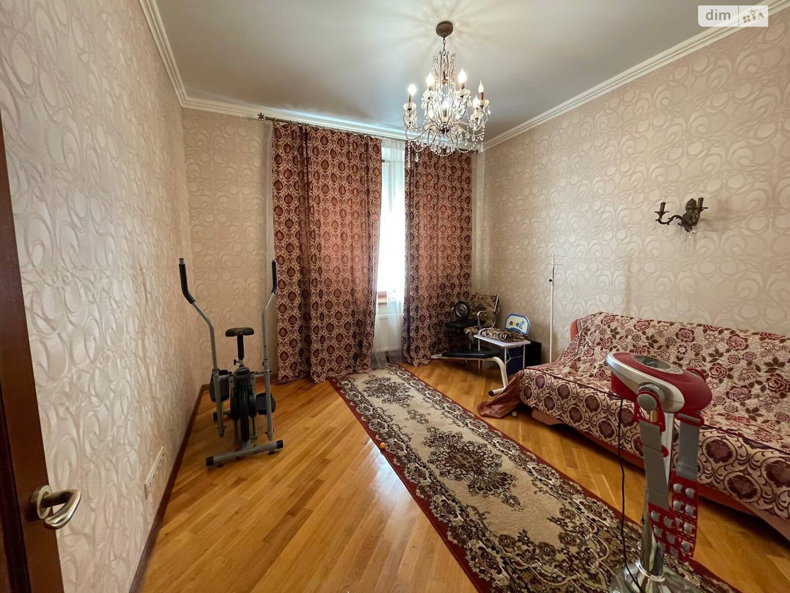 одноповерховий будинок з гаражем, 236.1 кв. м, цегла. Продаж в Запоріжжі, район Комунарський фото 1 одноповерховий будинок з гаражем, 236.1 кв. м, цегла. Продаж в Запоріжжі, район Комунарський фото 1