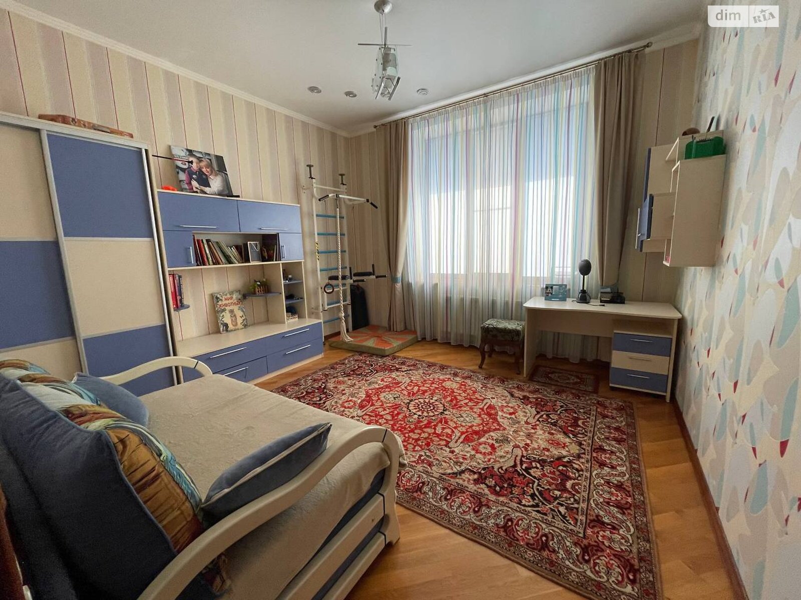 одноповерховий будинок з гаражем, 236.1 кв. м, цегла. Продаж в Запоріжжі, район Комунарський фото 1 одноповерховий будинок з гаражем, 236.1 кв. м, цегла. Продаж в Запоріжжі, район Комунарський фото 1