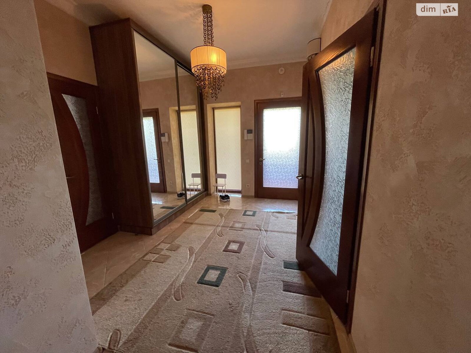 одноповерховий будинок з гаражем, 236.1 кв. м, цегла. Продаж в Запоріжжі, район Комунарський фото 1 одноповерховий будинок з гаражем, 236.1 кв. м, цегла. Продаж в Запоріжжі, район Комунарський фото 1