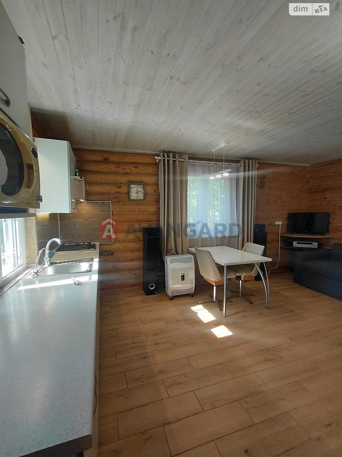 одноповерховий будинок, 42 кв. м, сруб. Продаж в Запоріжжі, район Комунарський фото 1