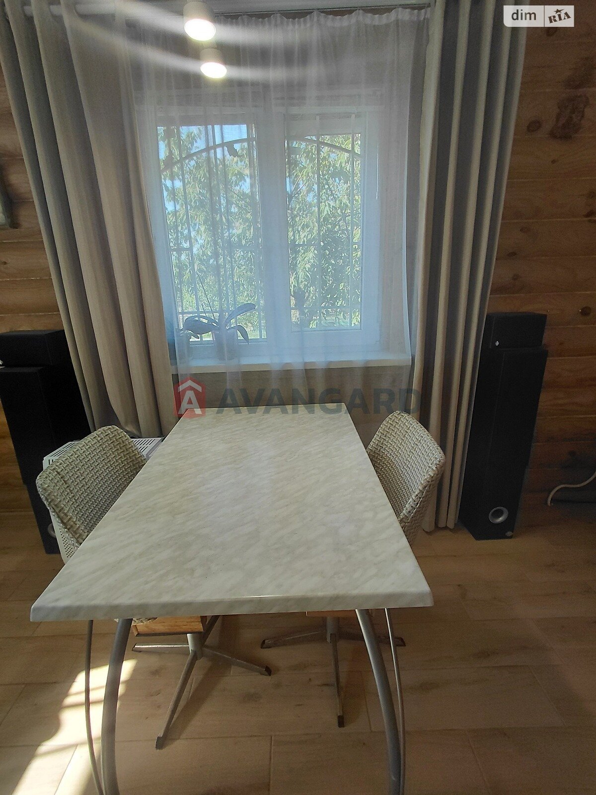 одноповерховий будинок, 42 кв. м, сруб. Продаж в Запоріжжі, район Комунарський фото 1