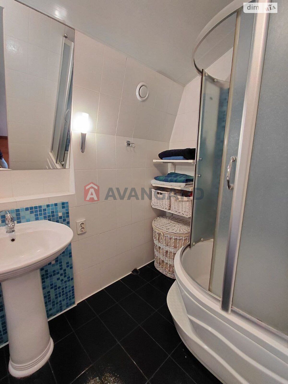 двухэтажный дом, 125 кв. м, кирпич. Продажа в Запорожье район Коммунарский фото 1