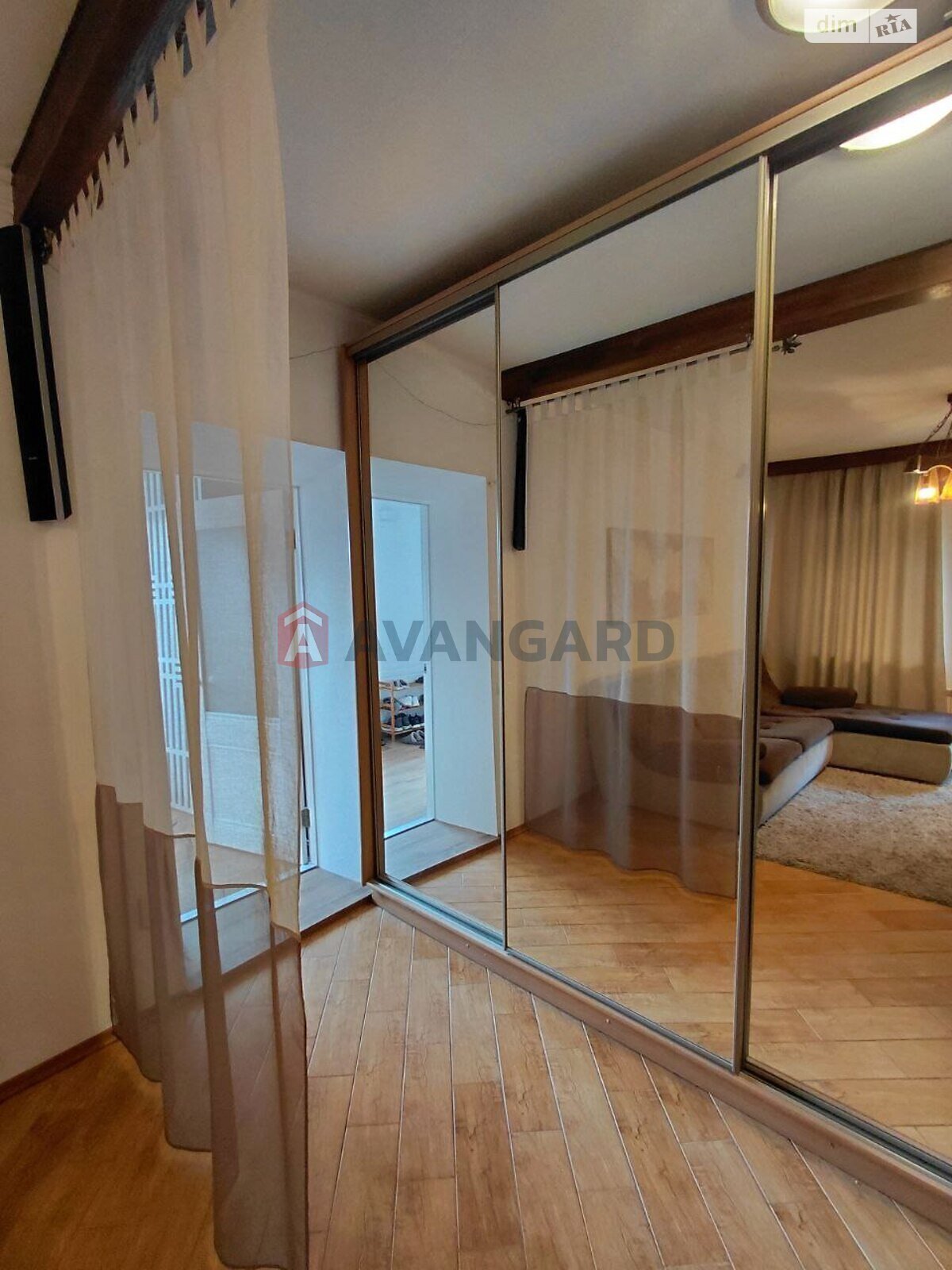 двухэтажный дом, 125 кв. м, кирпич. Продажа в Запорожье район Коммунарский фото 1