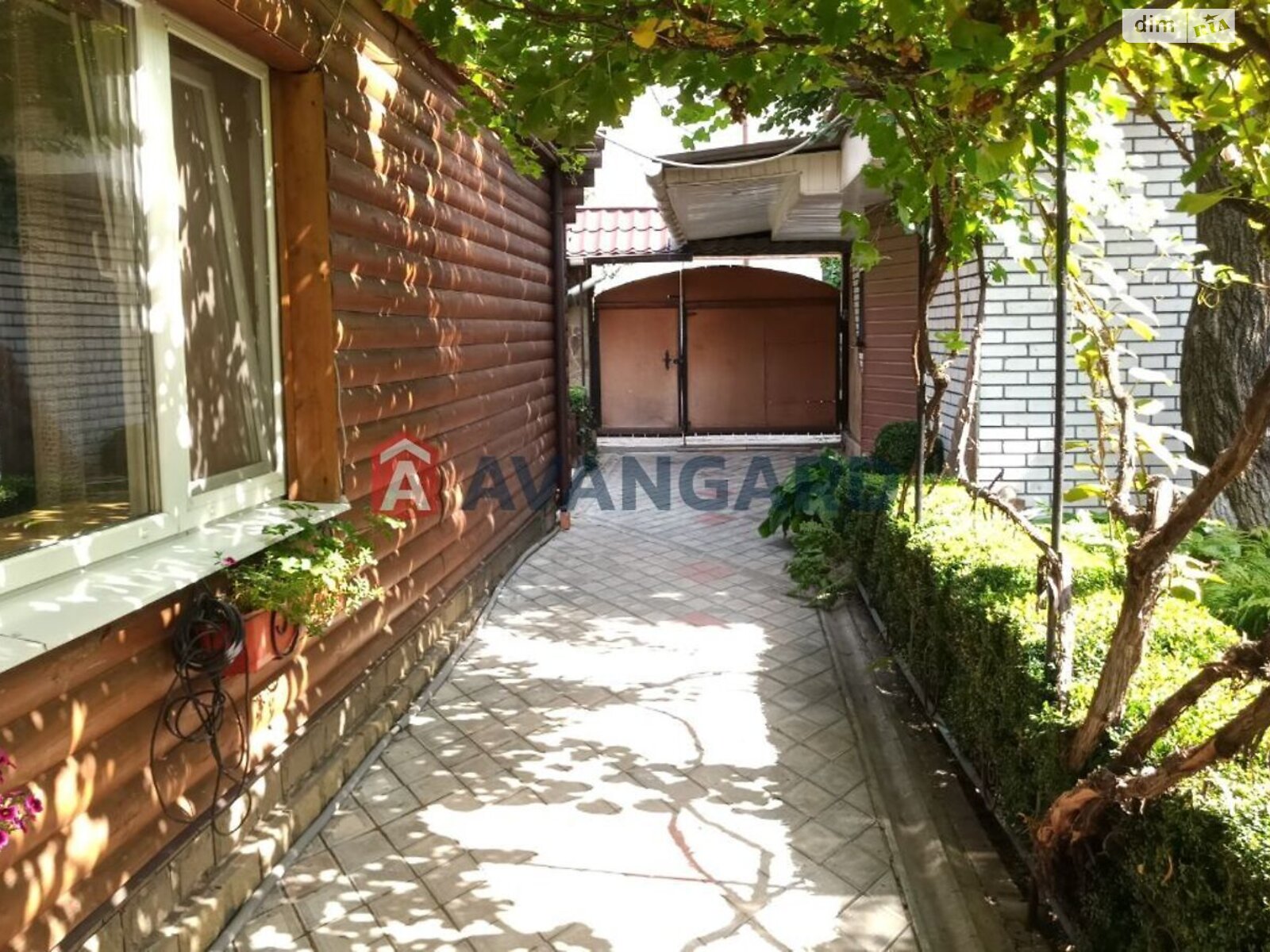 двухэтажный дом, 93 кв. м, кирпич. Продажа в Запорожье район Коммунарский фото 1 двухэтажный дом, 93 кв. м, кирпич. Продажа в Запорожье район Коммунарский фото 1