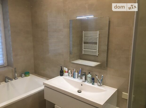 одноповерховий будинок з ремонтом, 132 кв. м, цегла. Продаж в Запоріжжі, район Комунарський фото 1 одноповерховий будинок з ремонтом, 132 кв. м, цегла. Продаж в Запоріжжі, район Комунарський фото 1