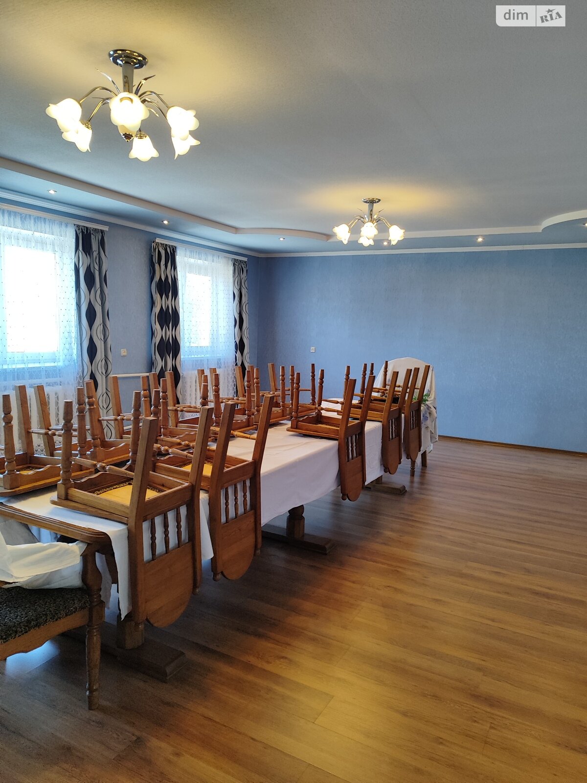 двухэтажный дом с отоплением, 200 кв. м, кирпич. Продажа в Запорожье район Первомайский Поселок фото 1 двухэтажный дом с отоплением, 200 кв. м, кирпич. Продажа в Запорожье район Первомайский Поселок фото 1