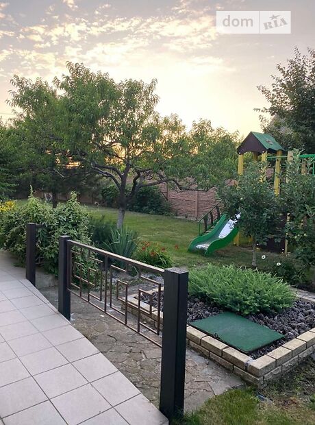 одноэтажный дом с камином, 138 кв. м, кирпич. Продажа в Разумовке фото 1 одноэтажный дом с камином, 138 кв. м, кирпич. Продажа в Разумовке фото 1