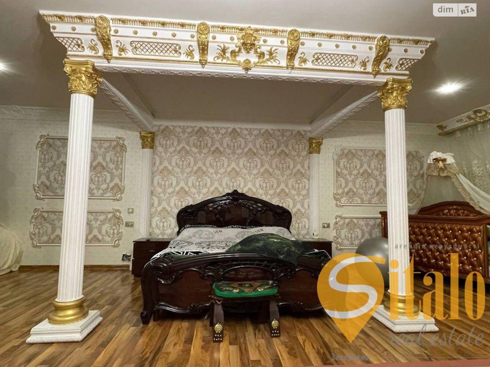 триповерховий будинок, 650 кв. м, цегла. Продаж в Запоріжжі, район Шевченківський фото 1 триповерховий будинок, 650 кв. м, цегла. Продаж в Запоріжжі, район Шевченківський фото 1