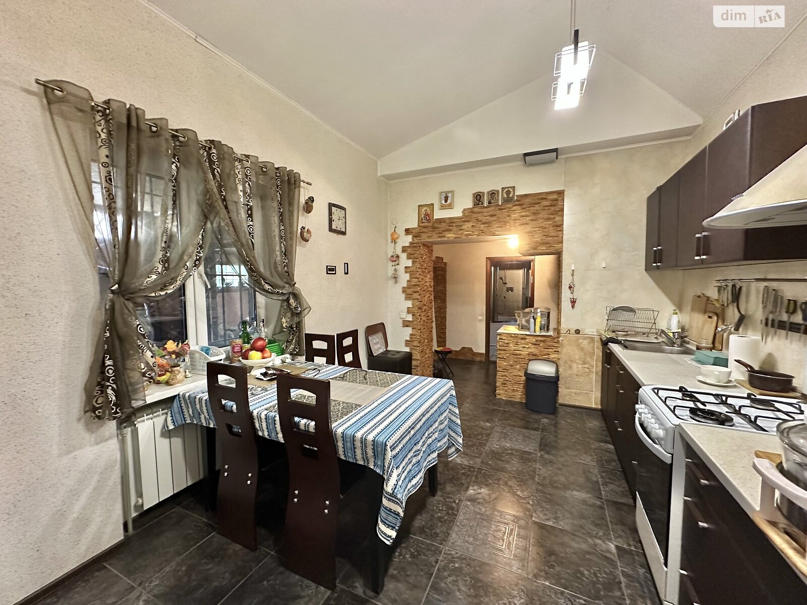 двухэтажный дом с верандой, 136.1 кв. м, кирпич. Продажа в Запорожье район Шевченковский фото 1 двухэтажный дом с верандой, 136.1 кв. м, кирпич. Продажа в Запорожье район Шевченковский фото 1