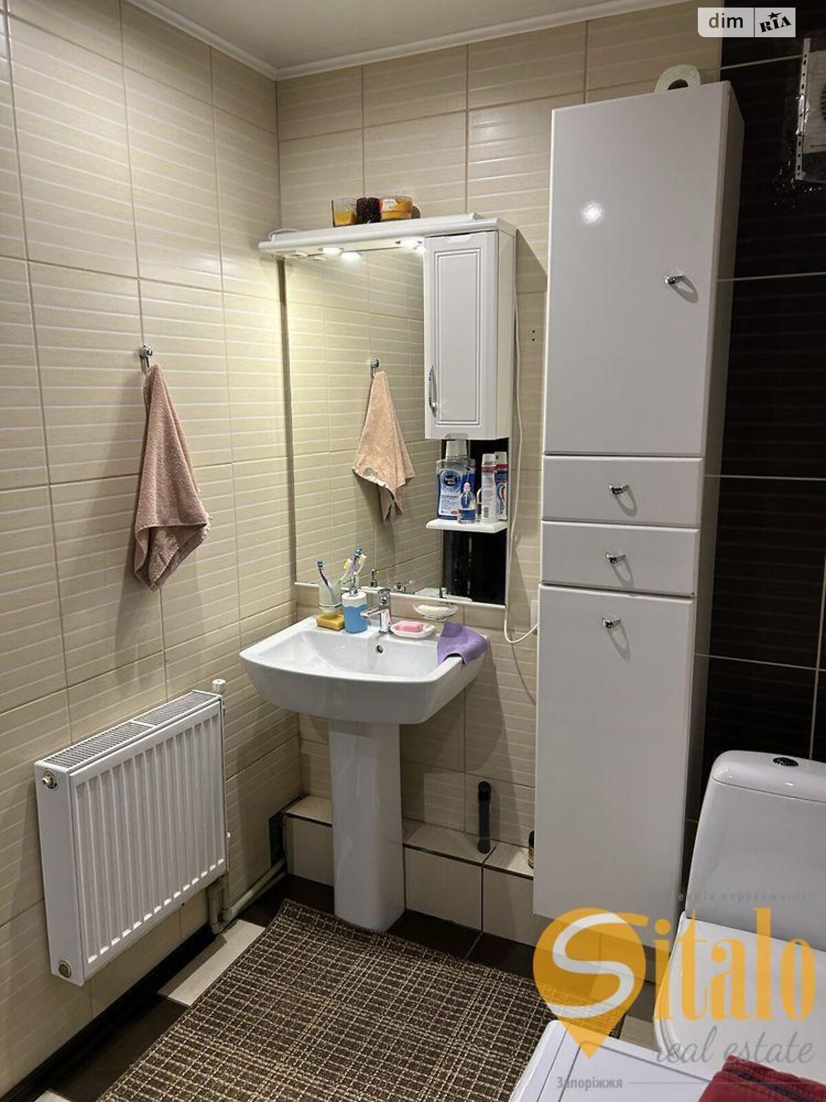 двухэтажный дом с ремонтом, 70 кв. м, кирпич. Продажа в Запорожье район Шевченковский фото 1 двухэтажный дом с ремонтом, 70 кв. м, кирпич. Продажа в Запорожье район Шевченковский фото 1