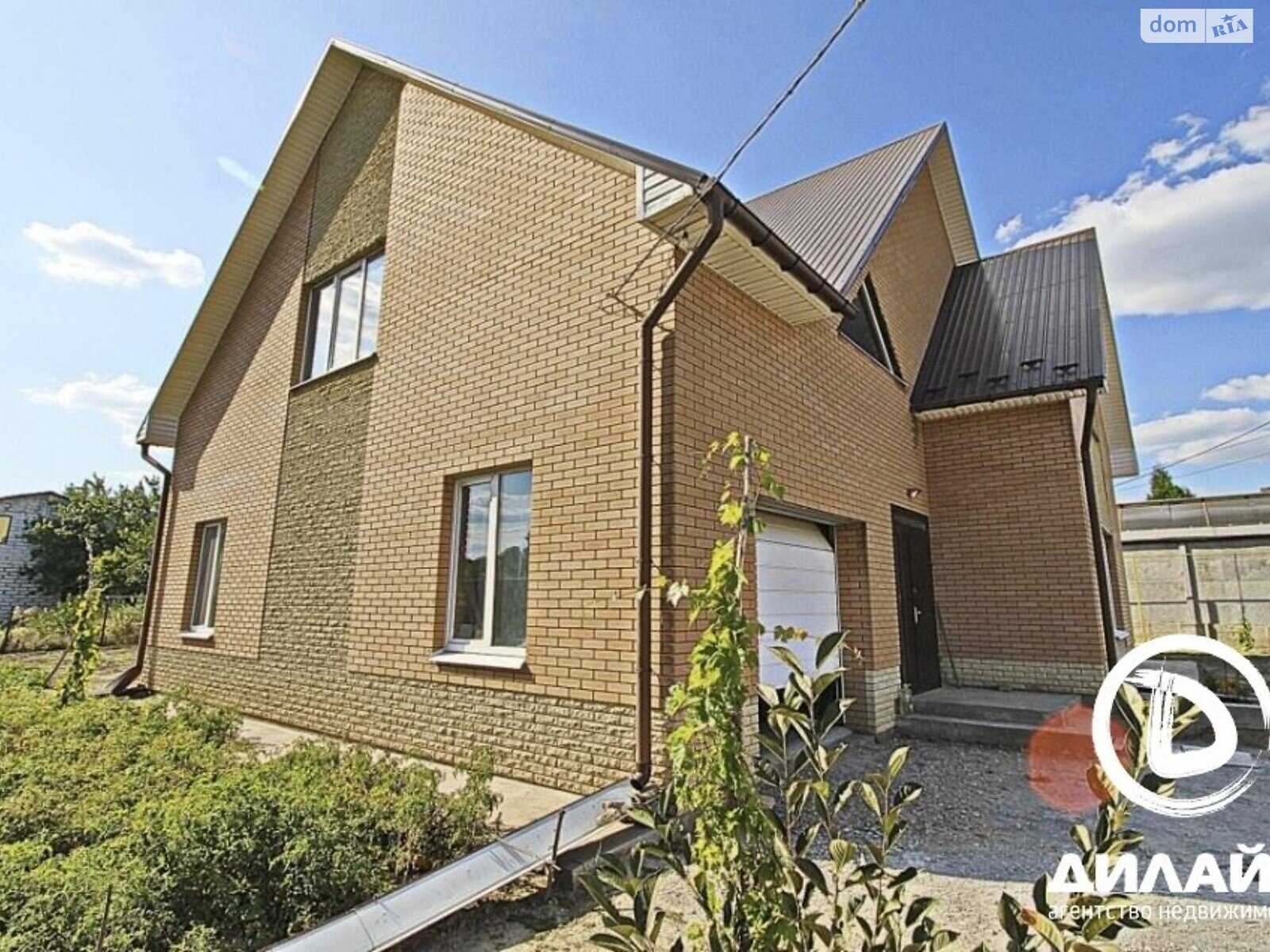 двухэтажный дом с ремонтом, 254 кв. м, монолитно-блочный. Продажа в Запорожье фото 1 двухэтажный дом с ремонтом, 254 кв. м, монолитно-блочный. Продажа в Запорожье фото 1