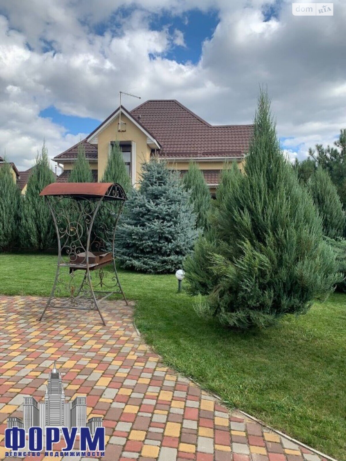 одноповерховий будинок з верандою, 265 кв. м, цегла. Продаж в Запоріжжі фото 1 одноповерховий будинок з верандою, 265 кв. м, цегла. Продаж в Запоріжжі фото 1