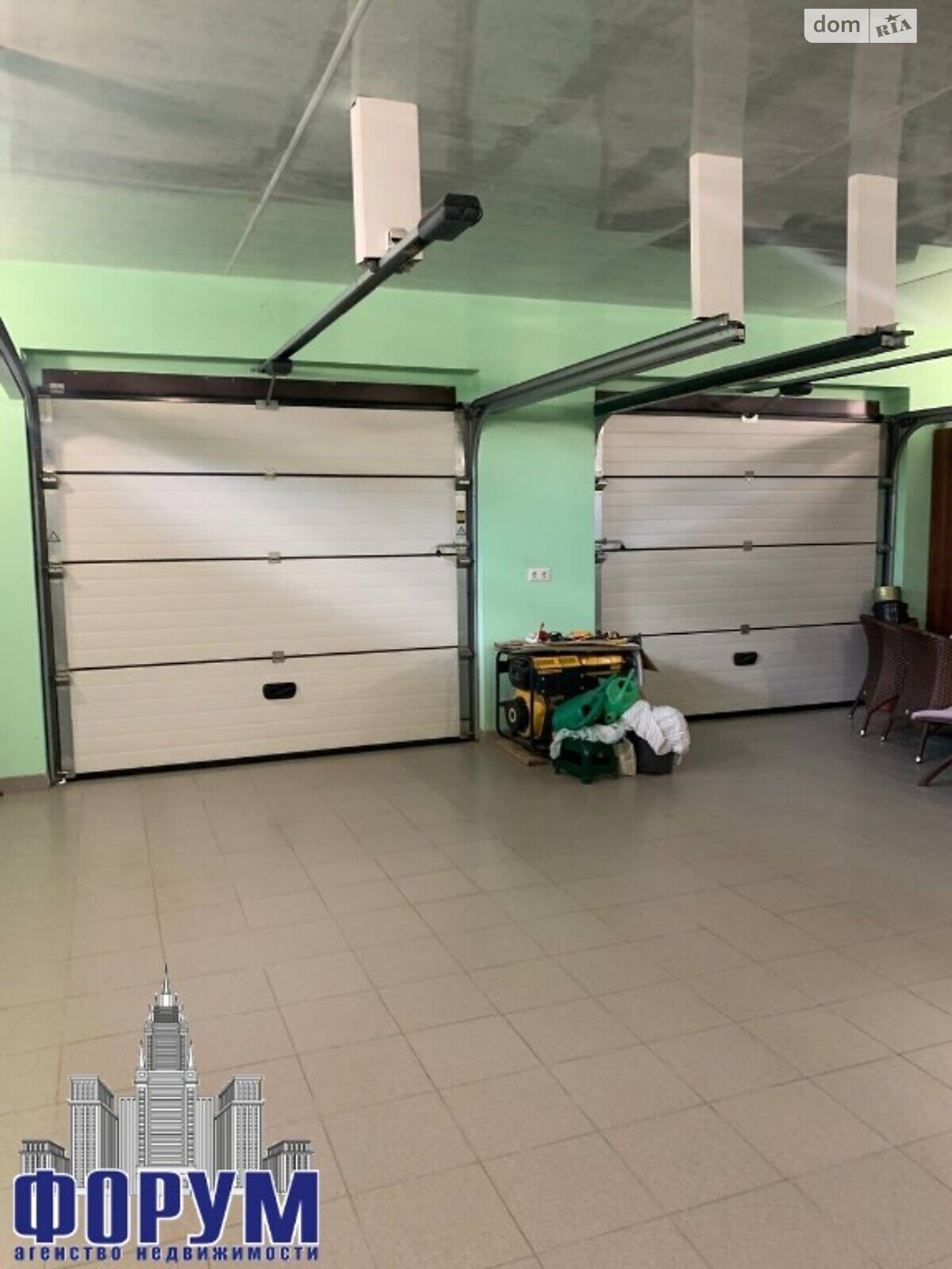 одноповерховий будинок з верандою, 265 кв. м, цегла. Продаж в Запоріжжі фото 1 одноповерховий будинок з верандою, 265 кв. м, цегла. Продаж в Запоріжжі фото 1