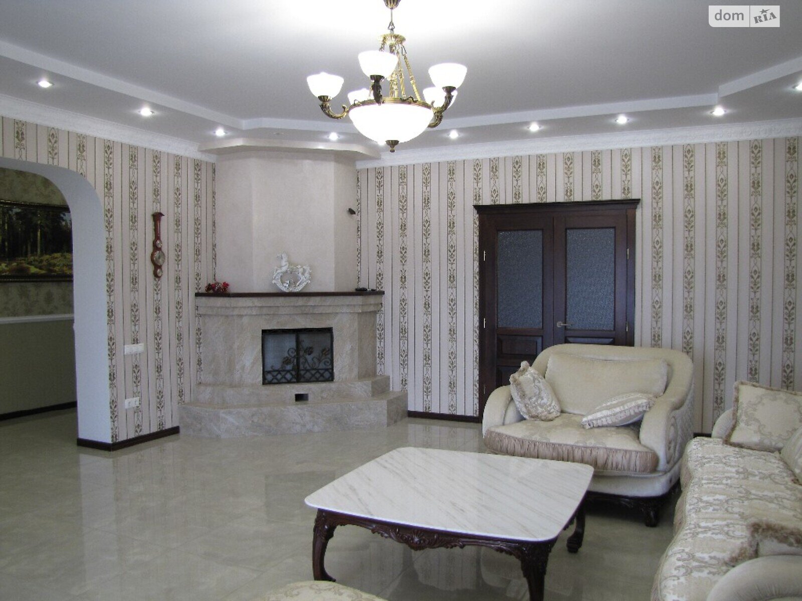 одноповерховий будинок з верандою, 265 кв. м, цегла. Продаж в Запоріжжі фото 1 одноповерховий будинок з верандою, 265 кв. м, цегла. Продаж в Запоріжжі фото 1