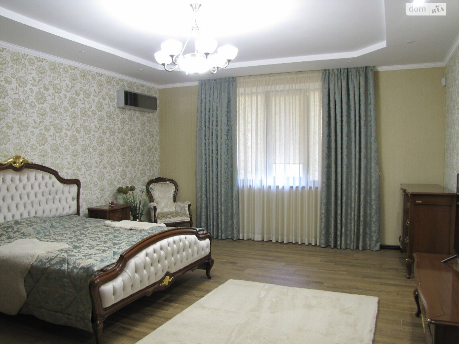 одноповерховий будинок з верандою, 265 кв. м, цегла. Продаж в Запоріжжі фото 1 одноповерховий будинок з верандою, 265 кв. м, цегла. Продаж в Запоріжжі фото 1