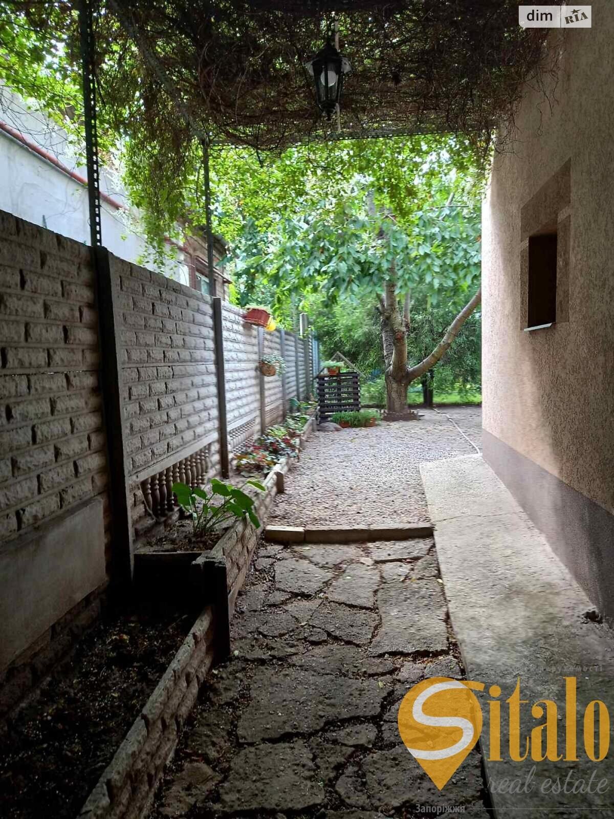 триповерховий будинок з ремонтом, 160 кв. м, цегла. Продаж в Запоріжжі, район Верхня Хортиця фото 1 триповерховий будинок з ремонтом, 160 кв. м, цегла. Продаж в Запоріжжі, район Верхня Хортиця фото 1
