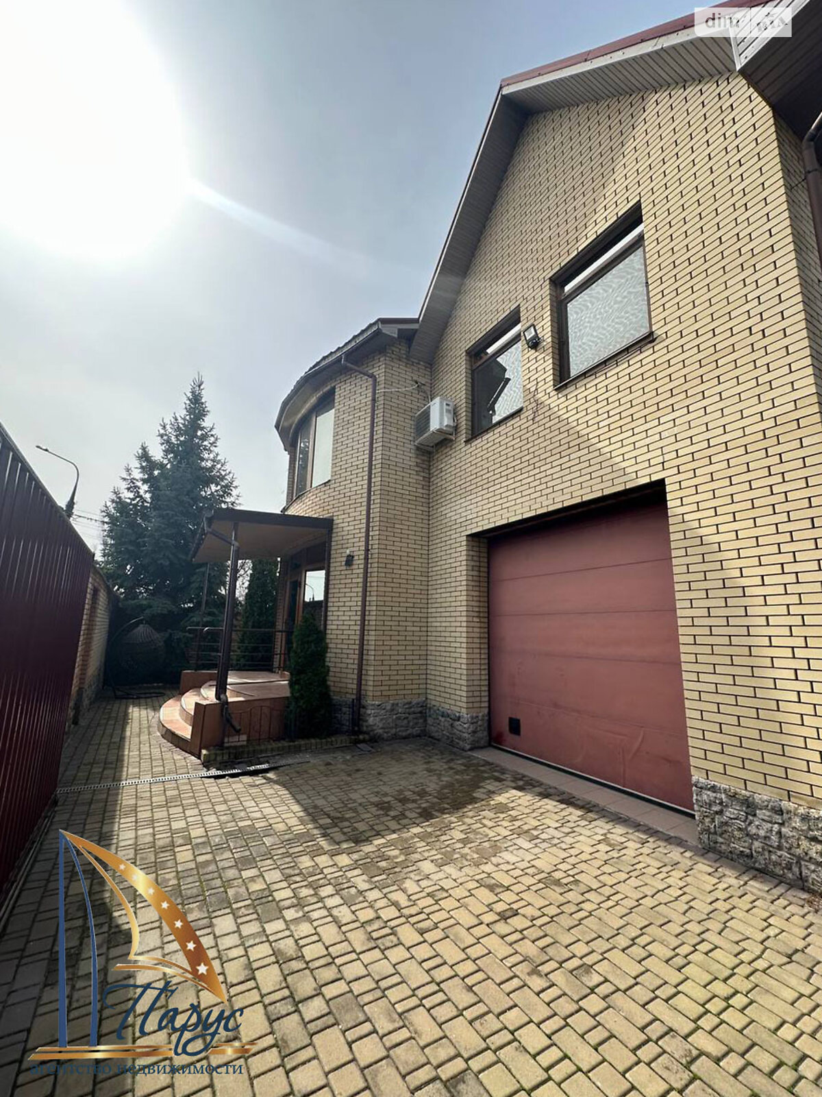 двоповерховий будинок з гаражем, 338.5 кв. м, кирпич. Продаж в Запоріжжі, район Вознесенівський (Орджонікідзевський) фото 1 двоповерховий будинок з гаражем, 338.5 кв. м, кирпич. Продаж в Запоріжжі, район Вознесенівський (Орджонікідзевський) фото 1