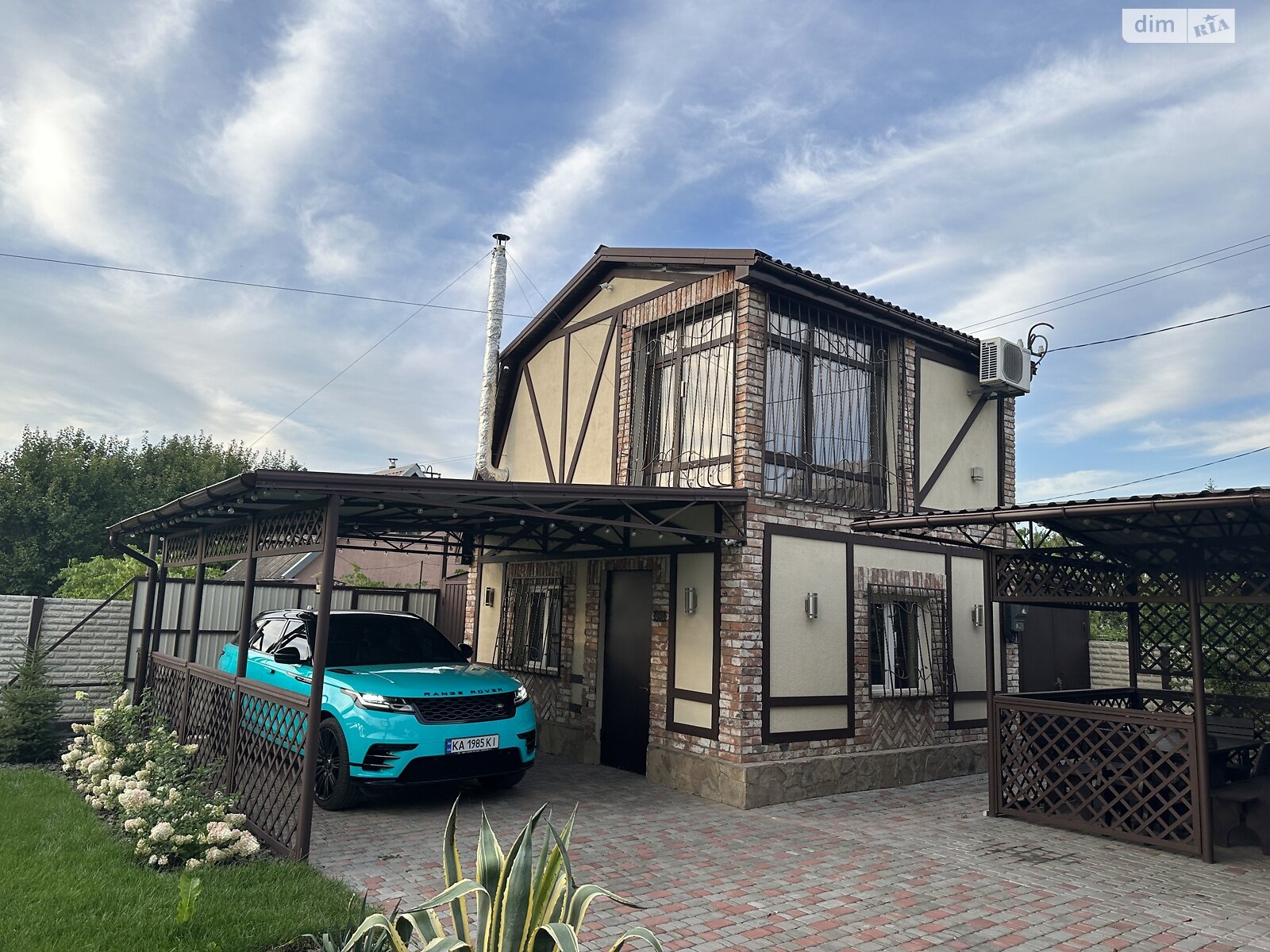 триповерховий будинок з меблями, 60 кв. м, цегла. Продаж в Запоріжжі фото 1 триповерховий будинок з меблями, 60 кв. м, цегла. Продаж в Запоріжжі фото 1
