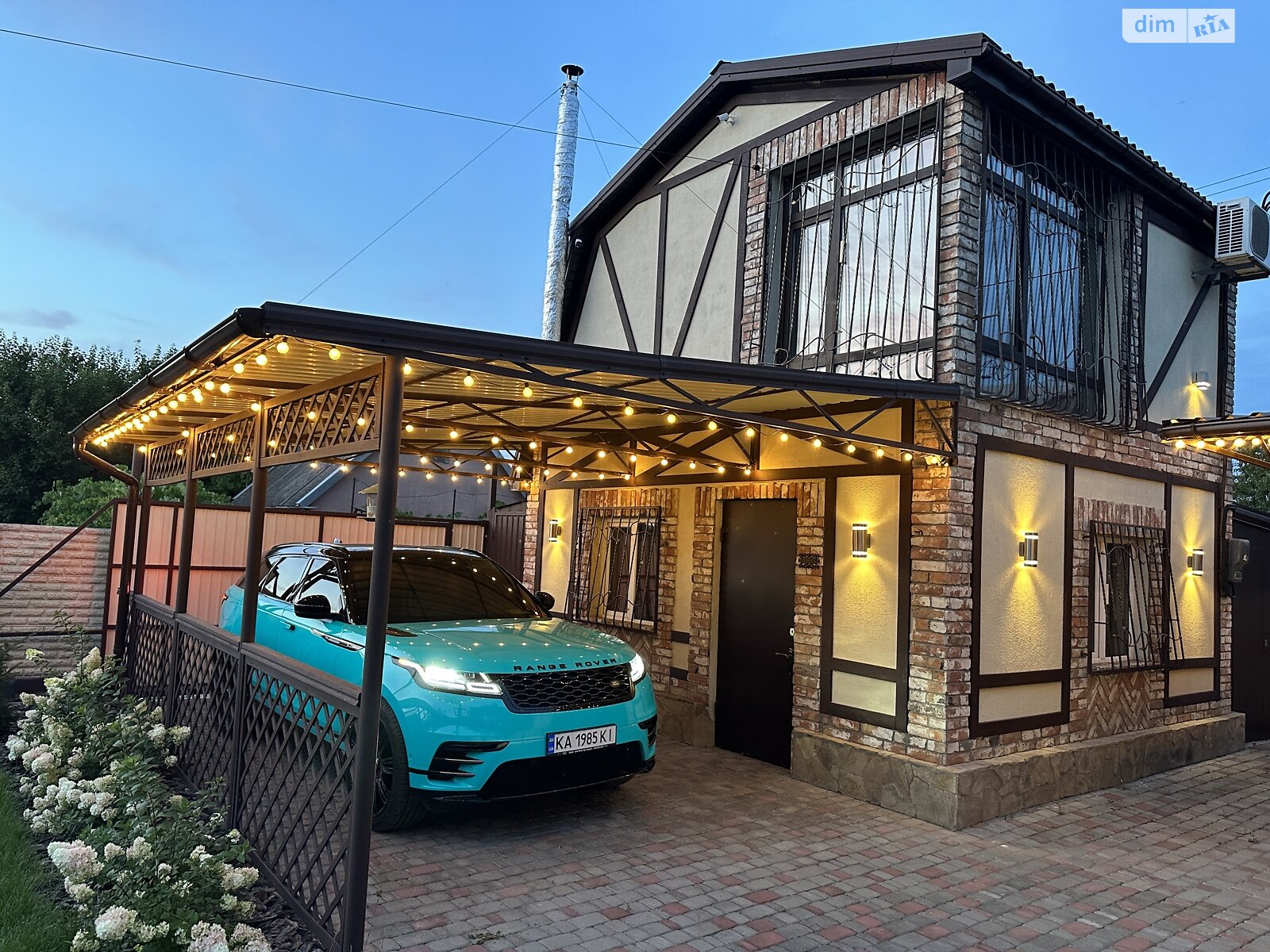 триповерховий будинок з меблями, 60 кв. м, цегла. Продаж в Запоріжжі фото 1 триповерховий будинок з меблями, 60 кв. м, цегла. Продаж в Запоріжжі фото 1