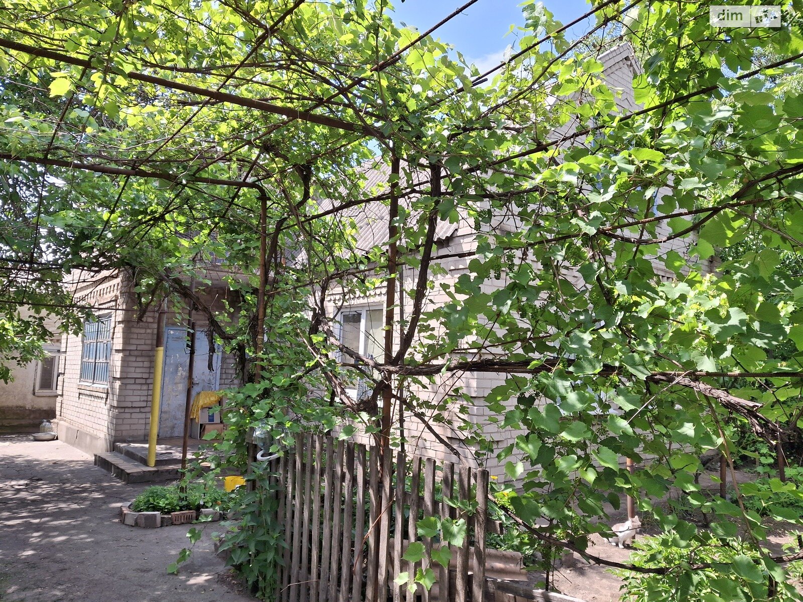 двухэтажный дом с гаражом, 110 кв. м, кирпич. Продажа в Запорожье район Заводской фото 1 двухэтажный дом с гаражом, 110 кв. м, кирпич. Продажа в Запорожье район Заводской фото 1