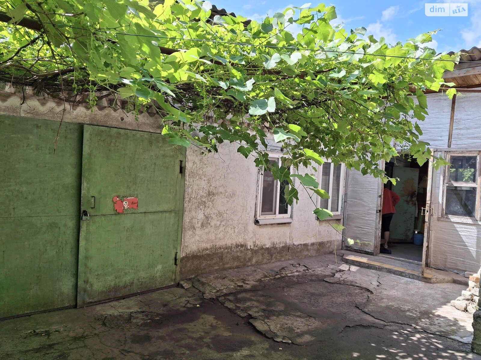 двухэтажный дом с гаражом, 110 кв. м, кирпич. Продажа в Запорожье район Заводской фото 1 двухэтажный дом с гаражом, 110 кв. м, кирпич. Продажа в Запорожье район Заводской фото 1