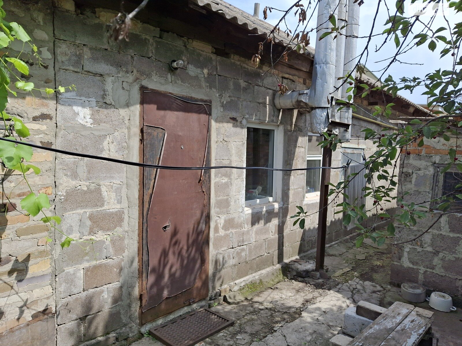 двухэтажный дом с гаражом, 110 кв. м, кирпич. Продажа в Запорожье район Заводской фото 1 двухэтажный дом с гаражом, 110 кв. м, кирпич. Продажа в Запорожье район Заводской фото 1
