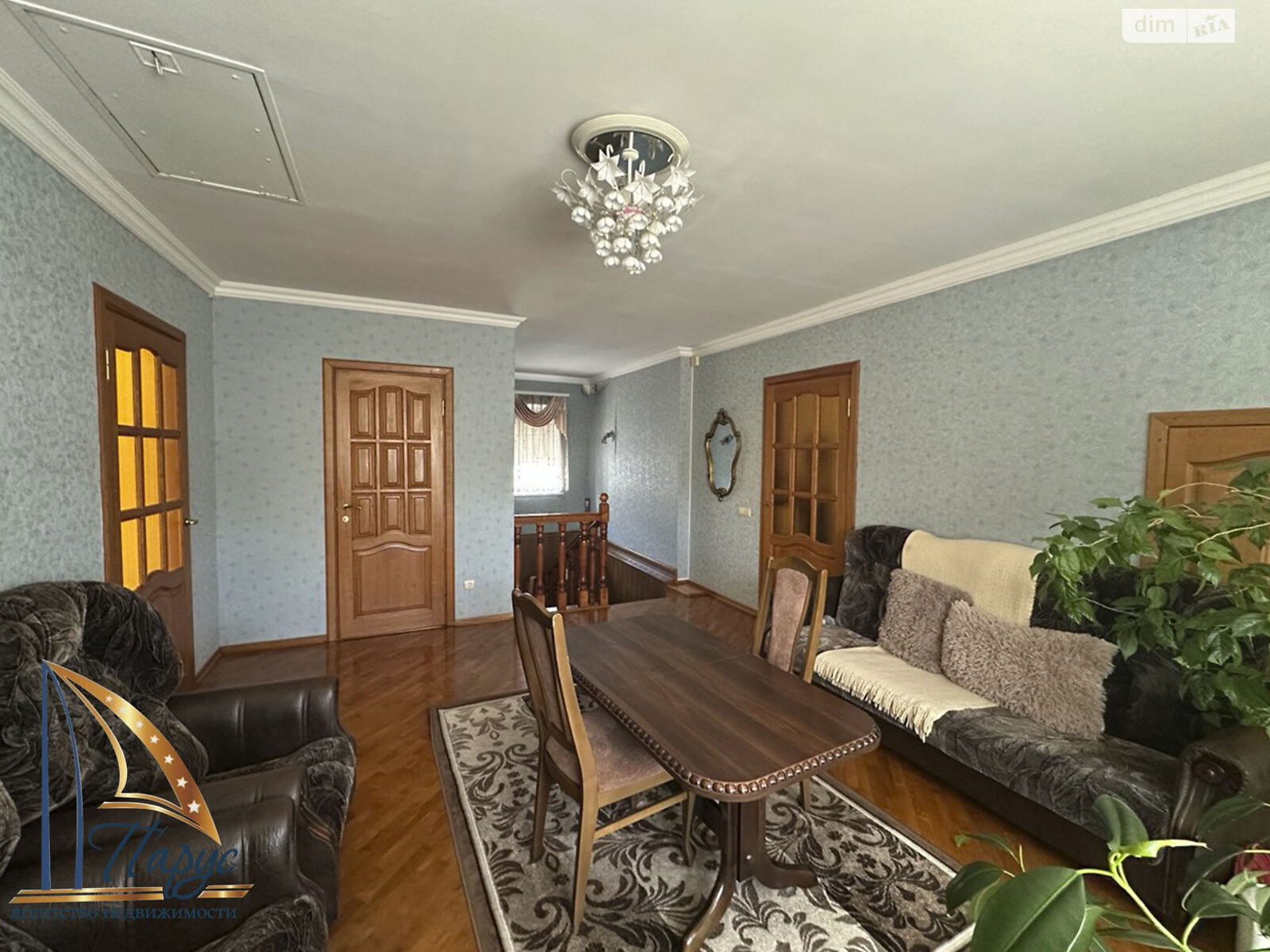 двухэтажный дом с гаражом, 327.8 кв. м, кирпич. Продажа в Запорожье район Зеленый Яр фото 1 двухэтажный дом с гаражом, 327.8 кв. м, кирпич. Продажа в Запорожье район Зеленый Яр фото 1
