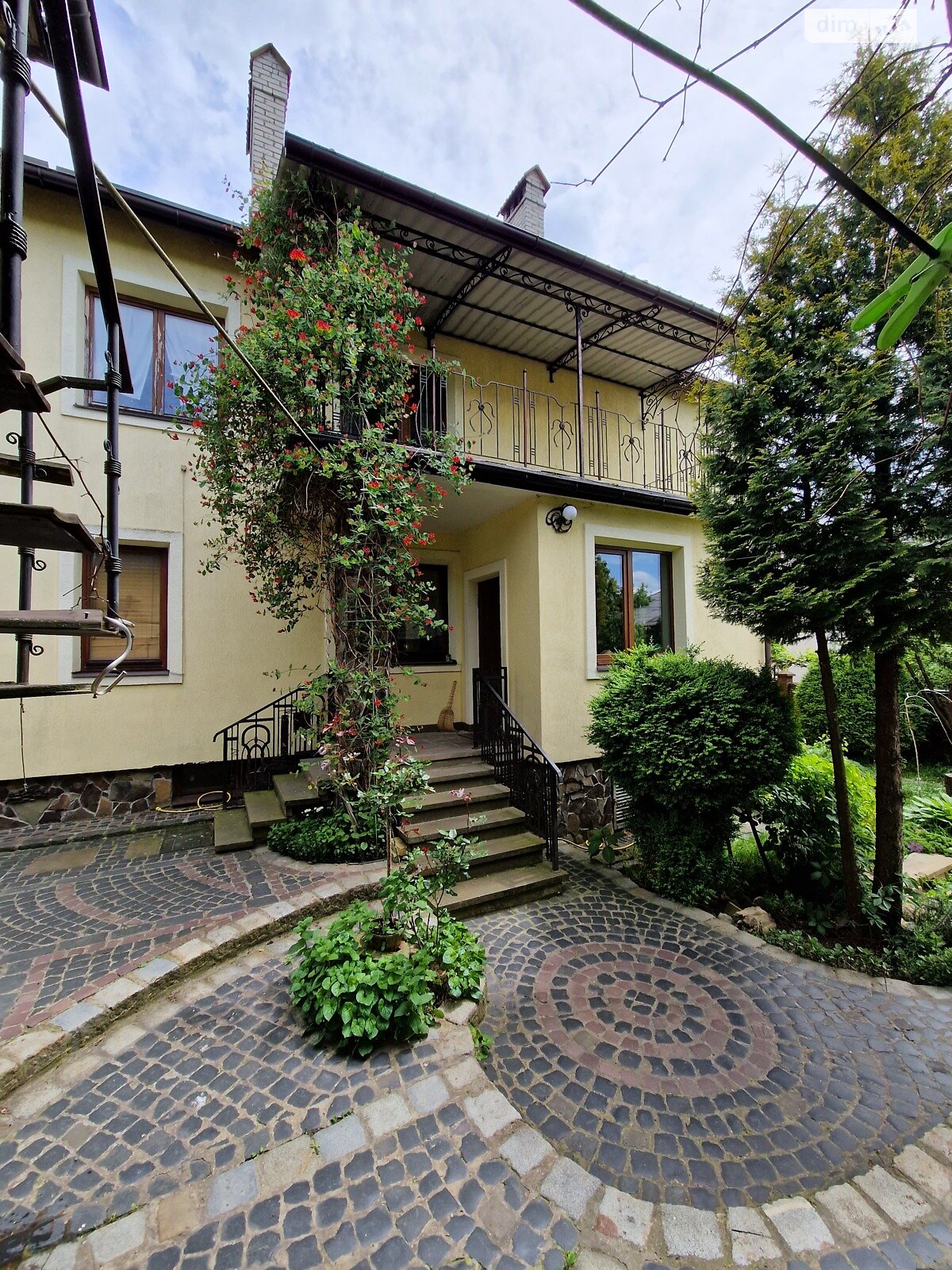 двоповерховий будинок з гаражем, 189 кв. м, цегла. Продаж у Запитові фото 1 двоповерховий будинок з гаражем, 189 кв. м, цегла. Продаж у Запитові фото 1
