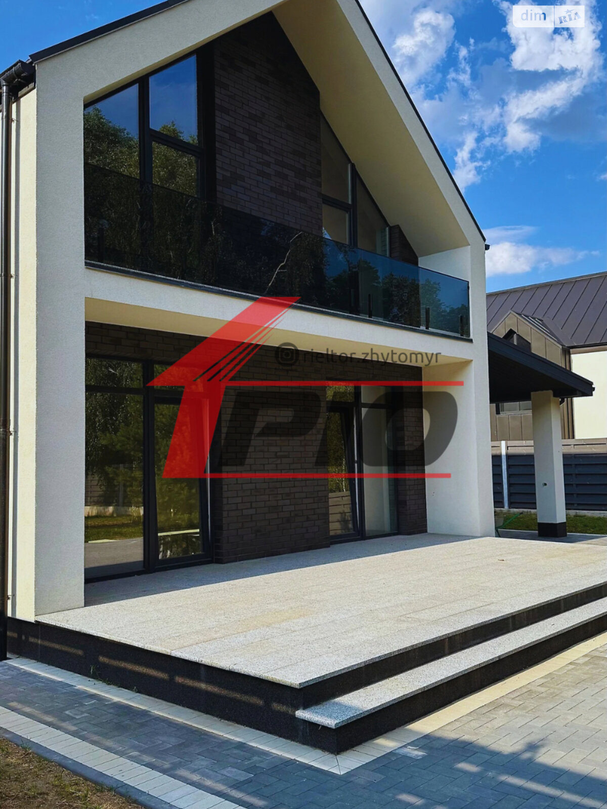 двоповерховий будинок з балконом, 142 кв. м, піноблок. Продаж у Зарічанах фото 1 двоповерховий будинок з балконом, 142 кв. м, піноблок. Продаж у Зарічанах фото 1