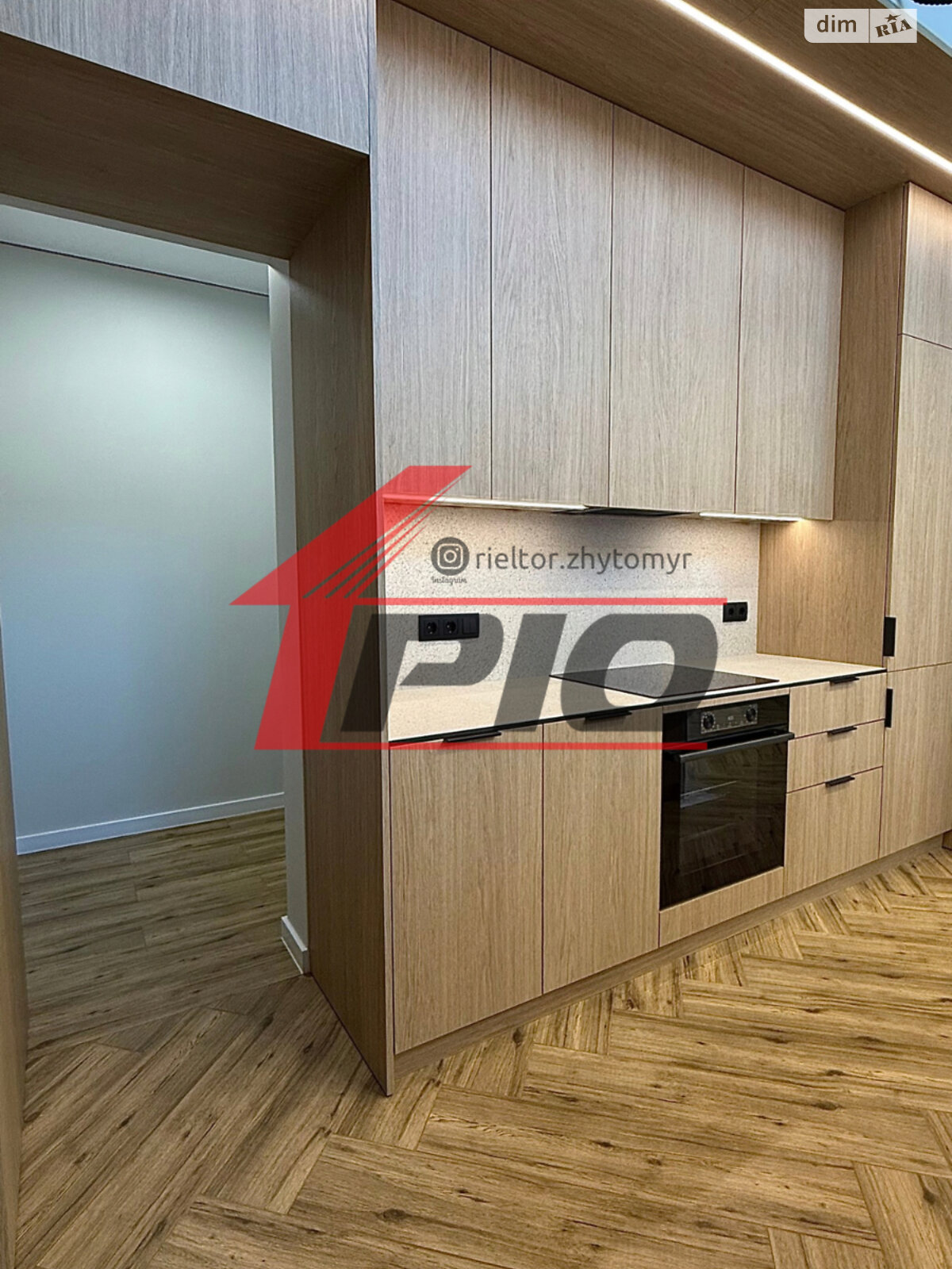 двухэтажный дом, 160 кв. м, каркасно-щитовой. Продажа в Заречанах фото 1