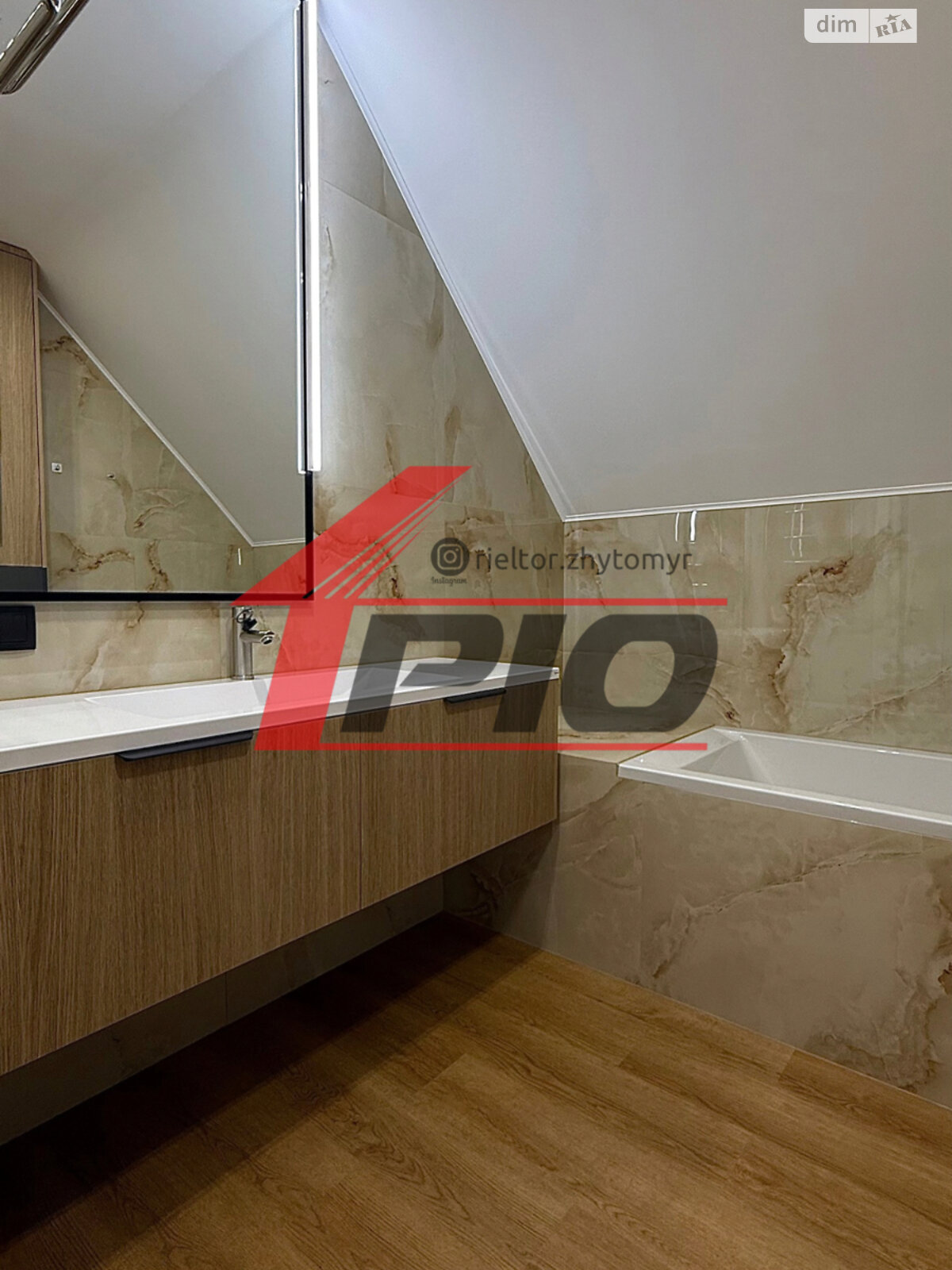 двухэтажный дом, 160 кв. м, каркасно-щитовой. Продажа в Заречанах фото 1