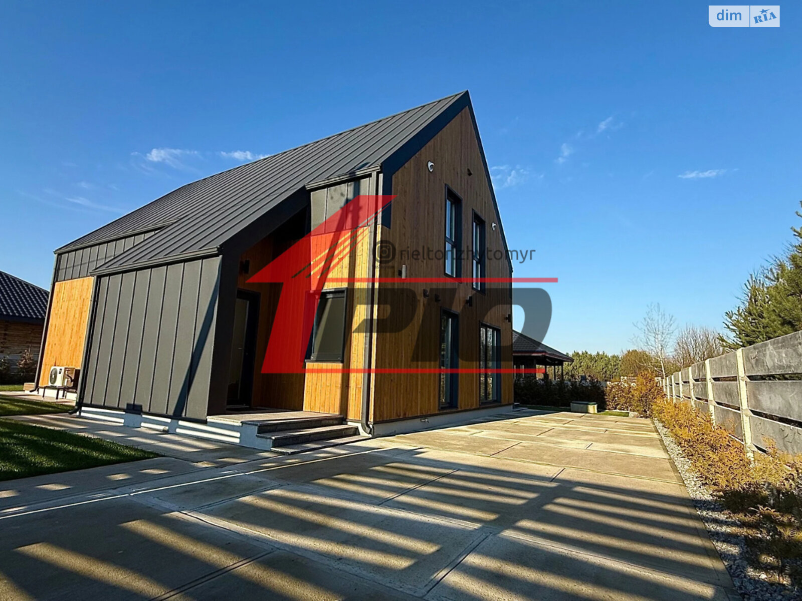 двухэтажный дом, 160 кв. м, каркасно-щитовой. Продажа в Заречанах фото 1