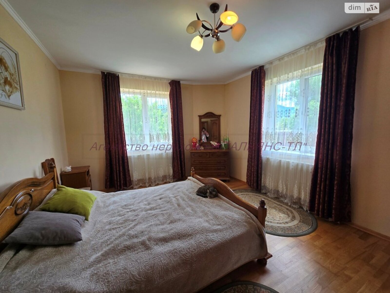 двухэтажный дом с гаражом, 266 кв. м, кирпич. Продажа в Заречове фото 1 двухэтажный дом с гаражом, 266 кв. м, кирпич. Продажа в Заречове фото 1