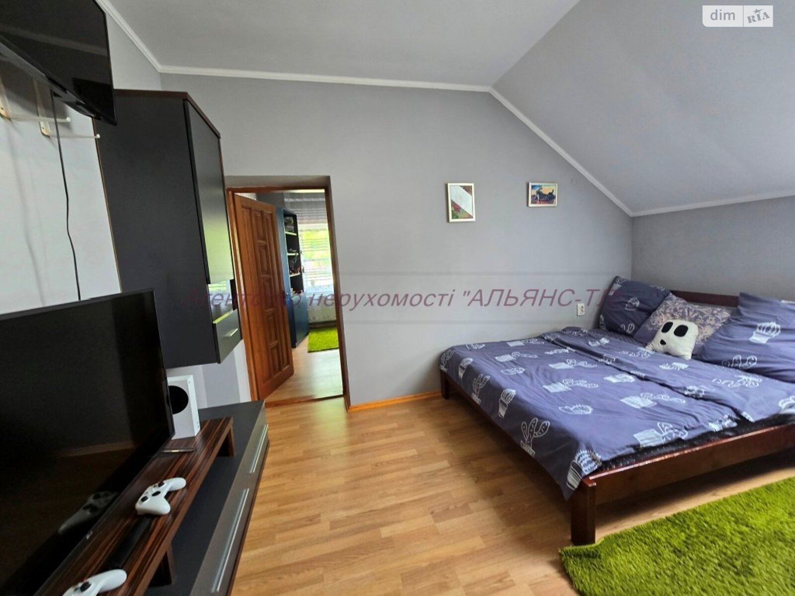 двухэтажный дом с гаражом, 266 кв. м, кирпич. Продажа в Заречове фото 1 двухэтажный дом с гаражом, 266 кв. м, кирпич. Продажа в Заречове фото 1