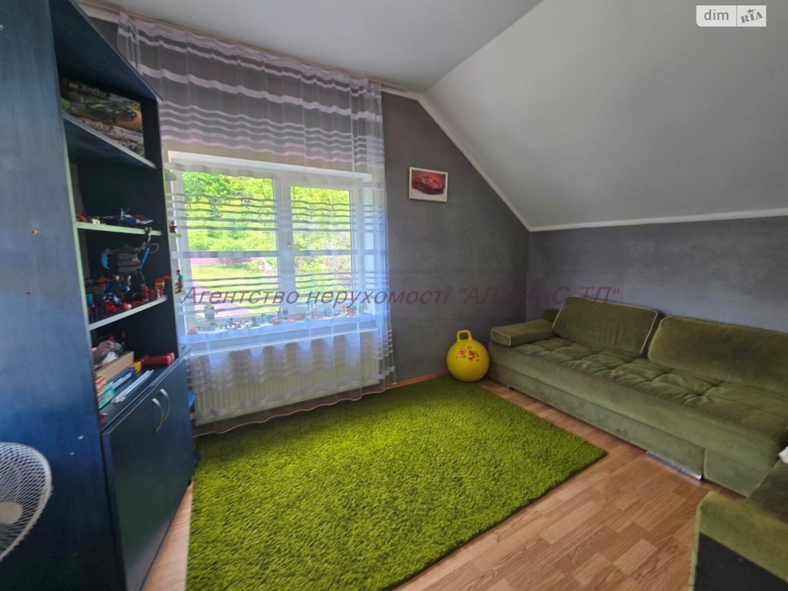 двухэтажный дом с гаражом, 266 кв. м, кирпич. Продажа в Заречове фото 1 двухэтажный дом с гаражом, 266 кв. м, кирпич. Продажа в Заречове фото 1