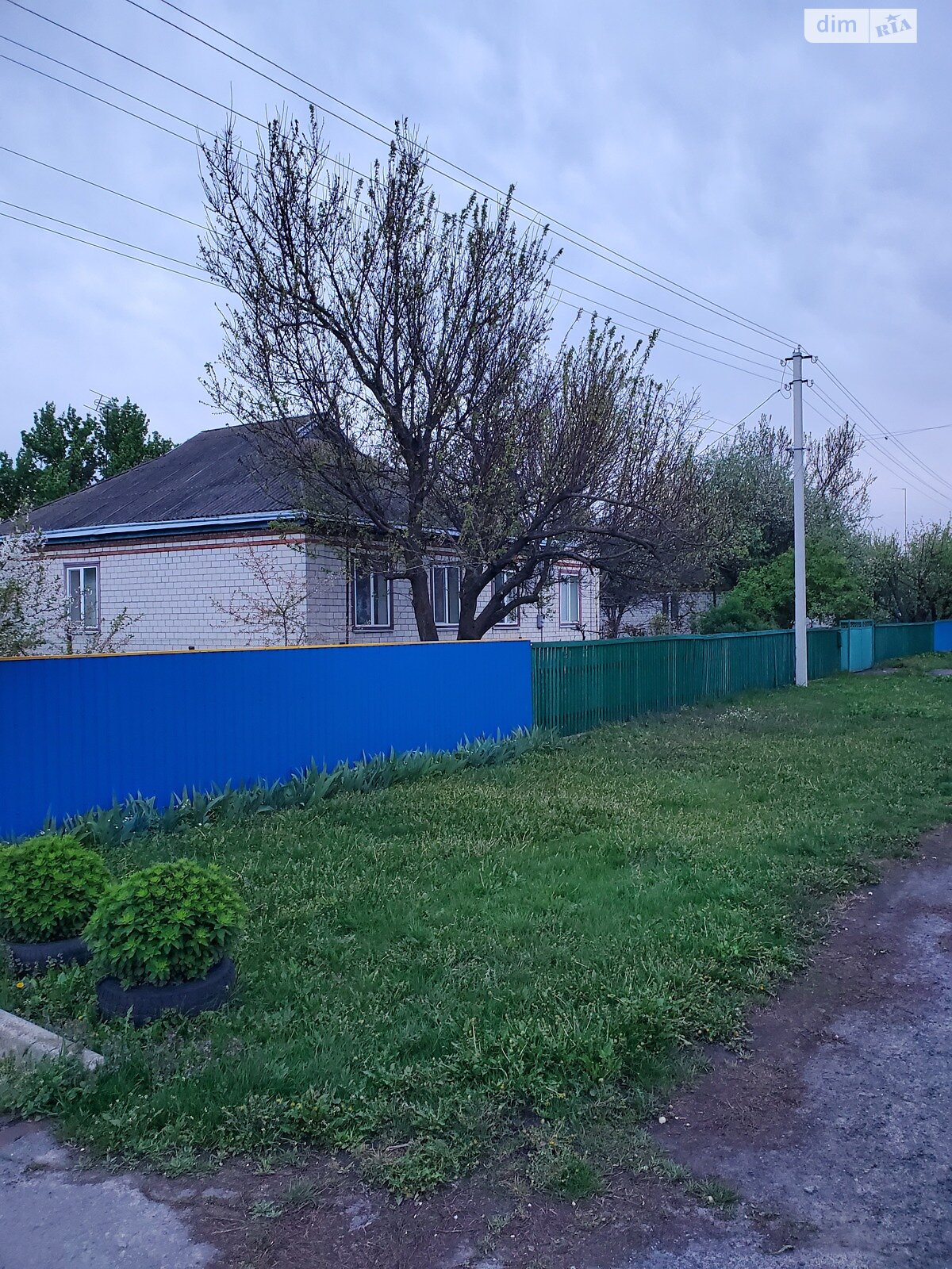 одноэтажный дом с гаражом, 115 кв. м, кирпич. Продажа в Зариге фото 1 одноэтажный дом с гаражом, 115 кв. м, кирпич. Продажа в Зариге фото 1
