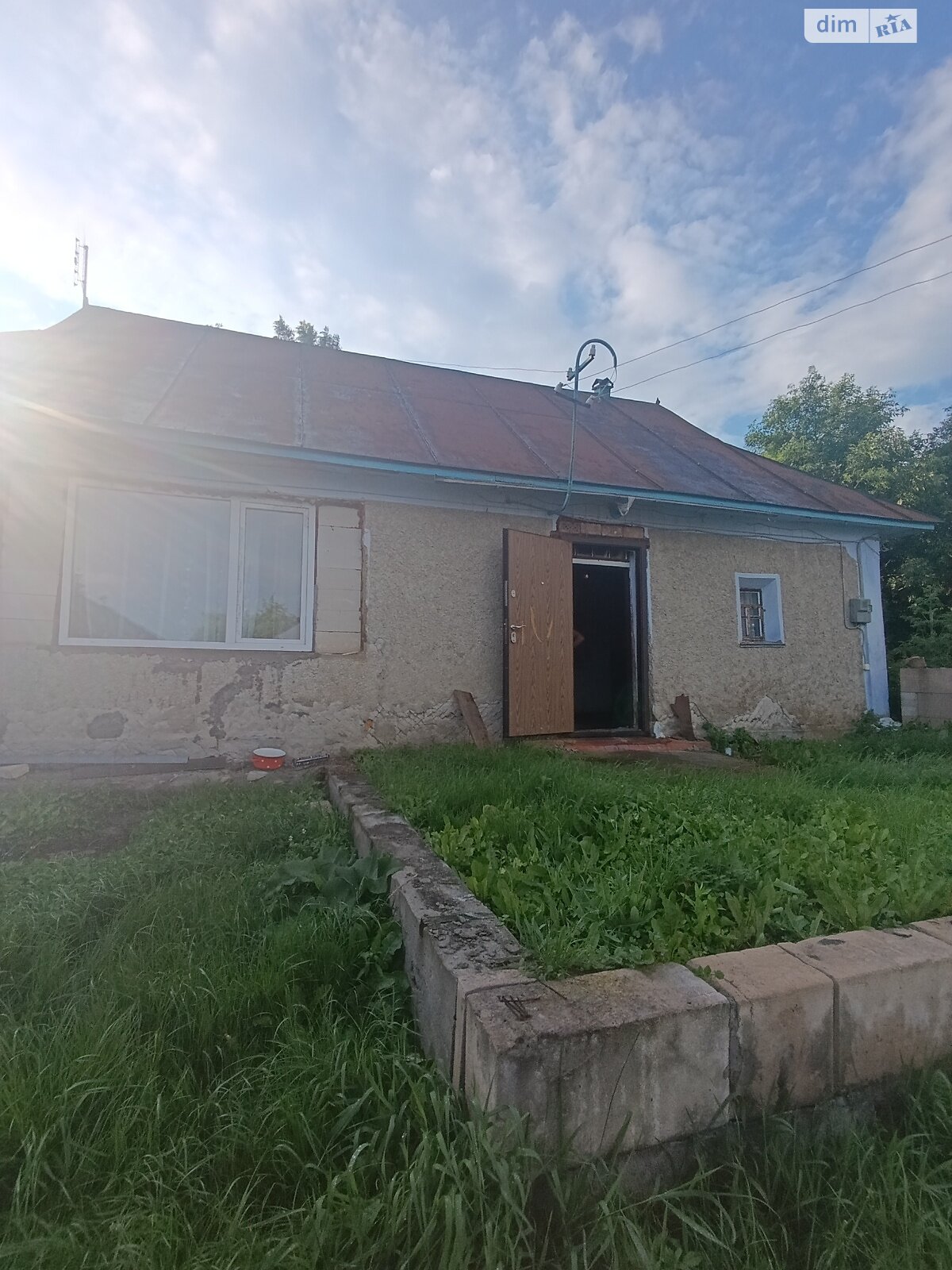 одноэтажный дом, 50 кв. м, глинобитный. Продажа в Зарудье фото 1 одноэтажный дом, 50 кв. м, глинобитный. Продажа в Зарудье фото 1