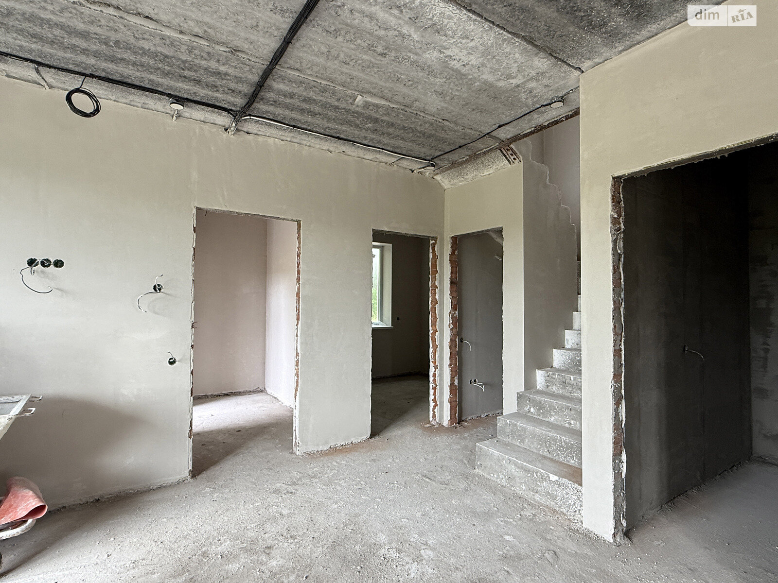 двухэтажный дом с отоплением, 135 кв. м, газобетон. Продажа в Зарванцах фото 1 двухэтажный дом с отоплением, 135 кв. м, газобетон. Продажа в Зарванцах фото 1